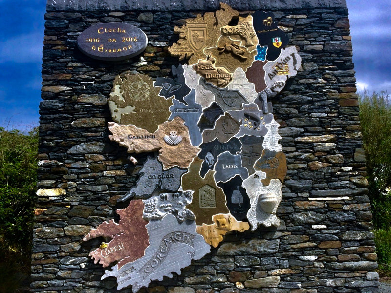 Atlantic Way Lodge - The Stone Sculpture Map of Ireland