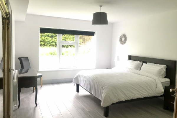 Atlantic Way Lodge - Shell Seekers Airbnb Kilcar